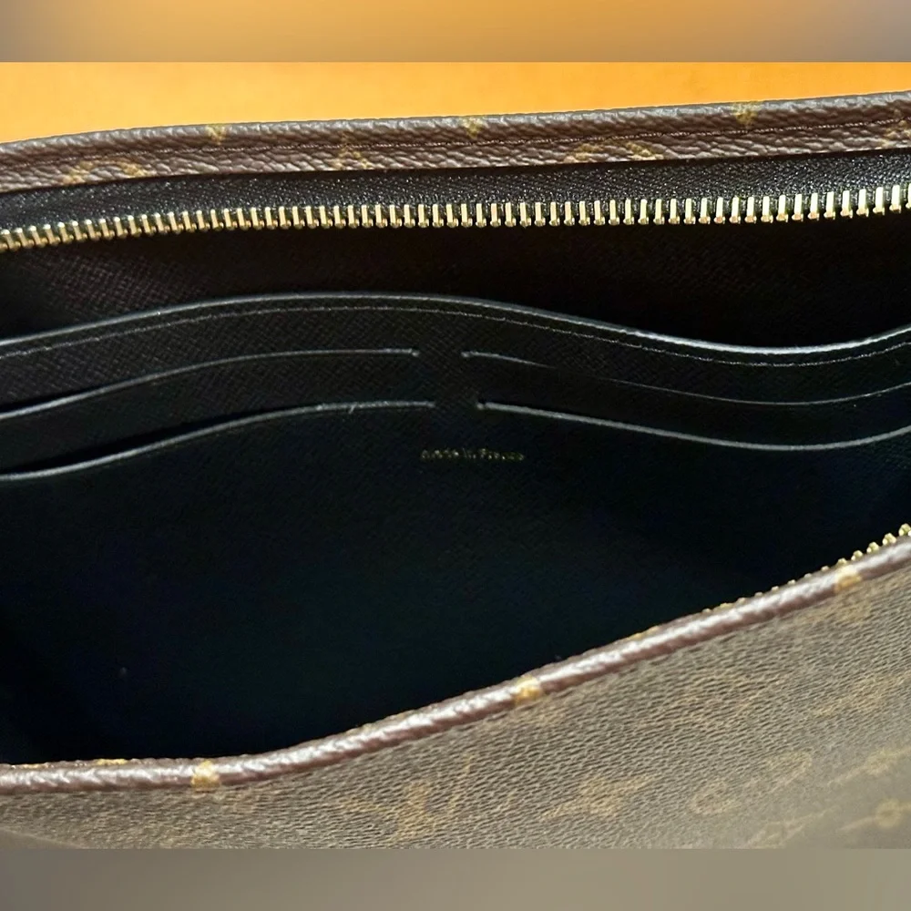 NWT AUTHENTIC LOUIS VUITTON POCHE TOILETTE NM - M46037 - Picture 12 of 15